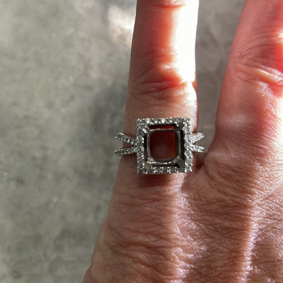 Diamond ring setting. - Picture 5 of 7